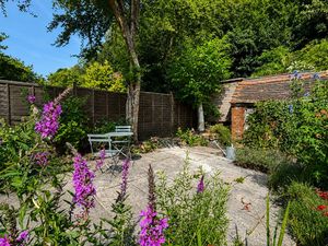 Garden_39SJS- click for photo gallery